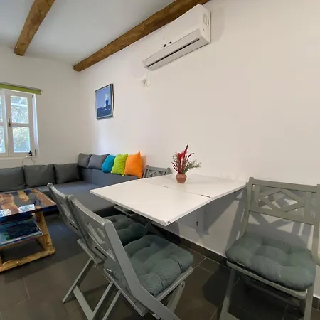 Casa de Férias Ruby Sveti Jakov